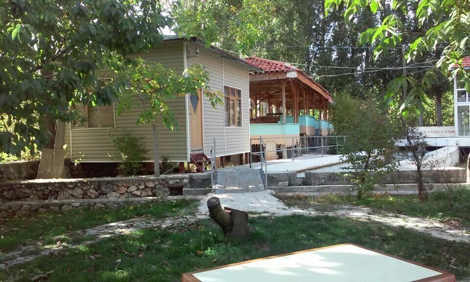 Alanlar Alabalik Ve Otel Ağlasun Exterior foto